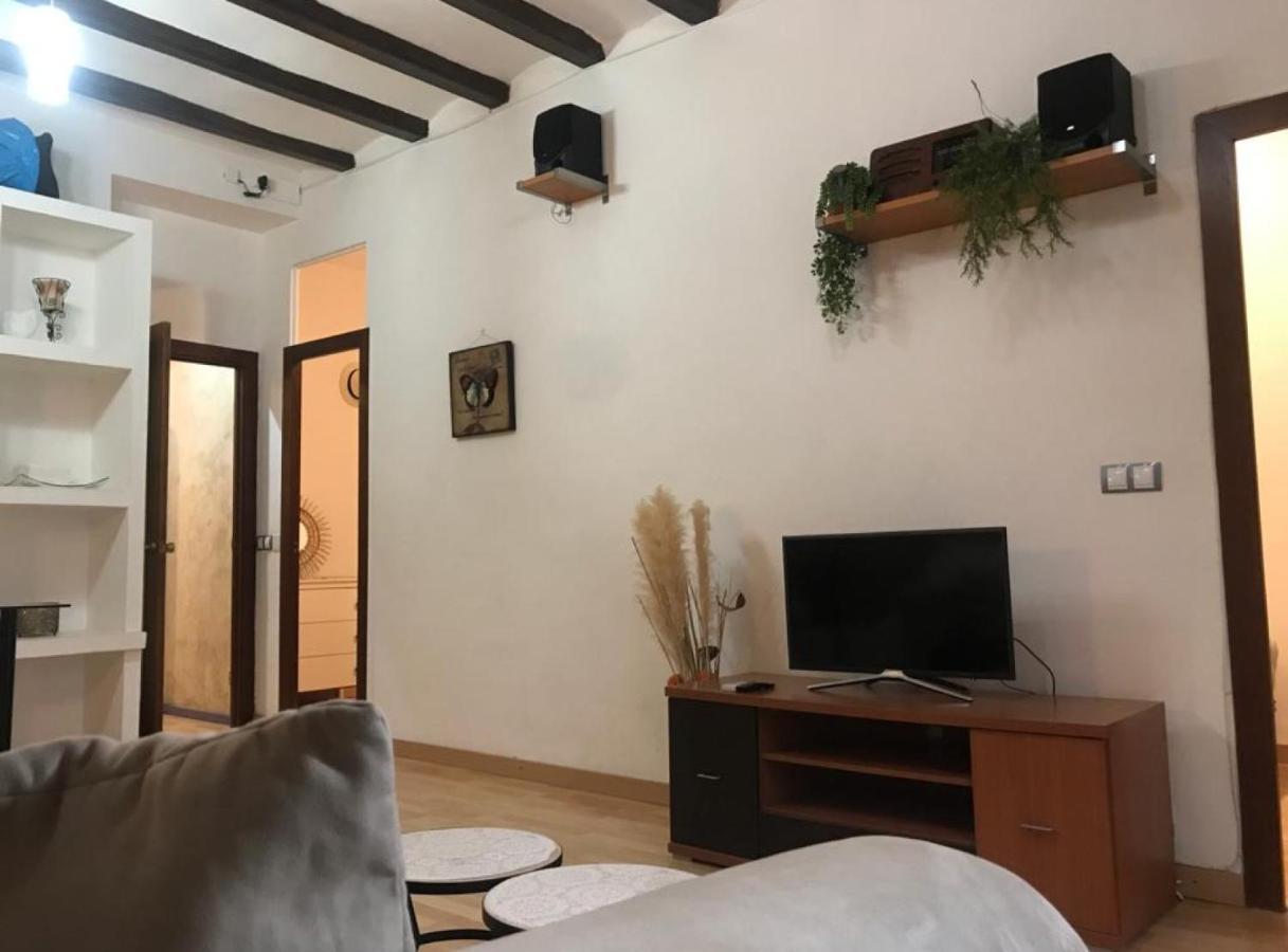 Apartament Rustic 2 Bedroom Poble Sec *